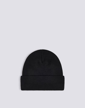 BEANIE WITH PATCH