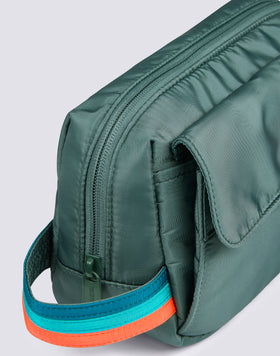 BEAUTY CASE CON DETTAGLI ARCOBALENO