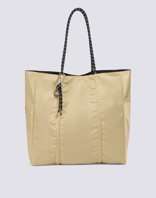 LARGE BAG WITH RUFFLES ON THE SIDES