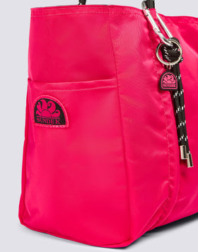 BOLSO MEDIANO CON VOLANTES EN LOS LADOS