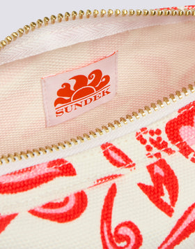 BOLSA CON EFECTO PIEDRA DESGASTADA CON ESTAMPADO SK23