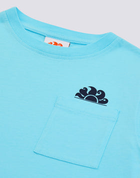 T-SHIRT BAMBINO A MANICA CORTA CON TASCA E LOGO SUL FRONTE