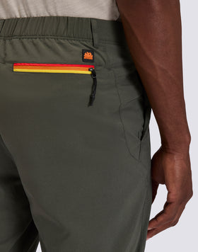 PANTALÓN SEMIELÁSTICO DE TEJIDO DE SECADO RÁPIDO