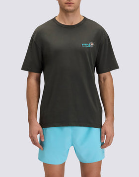 MEN'S CREW NECK T-SHIRT WITH SUNDEK CALIFORNIA 1958 PRINT AND EMBROIDERY