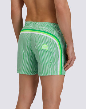 COSTUME DA BAGNO UOMO CORTO VITA ELASTICATA POLIESTERE RICICLATO REPREVE® CON STAMPA A RIGHE JUICY CON RICAMO FRUTTA