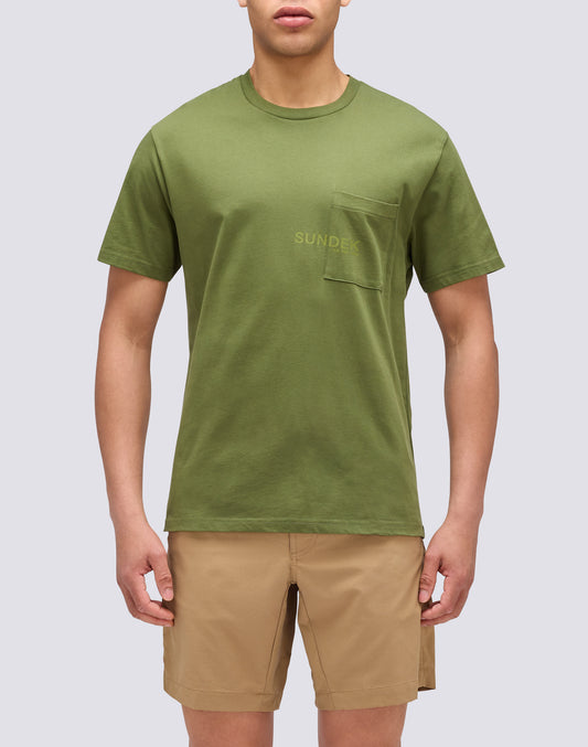 T-SHIRT AVEC POCHE ET IMPRESSION