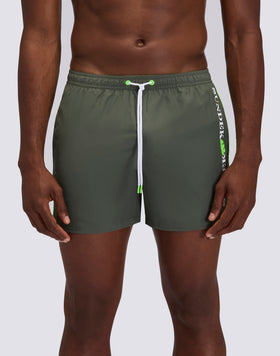 SHORT SWIMSHORTS WITH ELASTICATED WAIST AND CONTRASTING PIPING IN REPREVE® RECYCLED POLYESTER