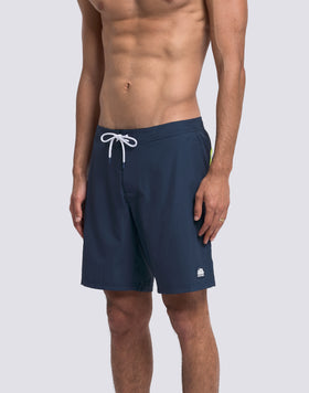 COSTUME DA BAGNO UOMO LUNGO VITA SEMI ELASTICATA IN POLIESTERE RICICLATO REPREVE®