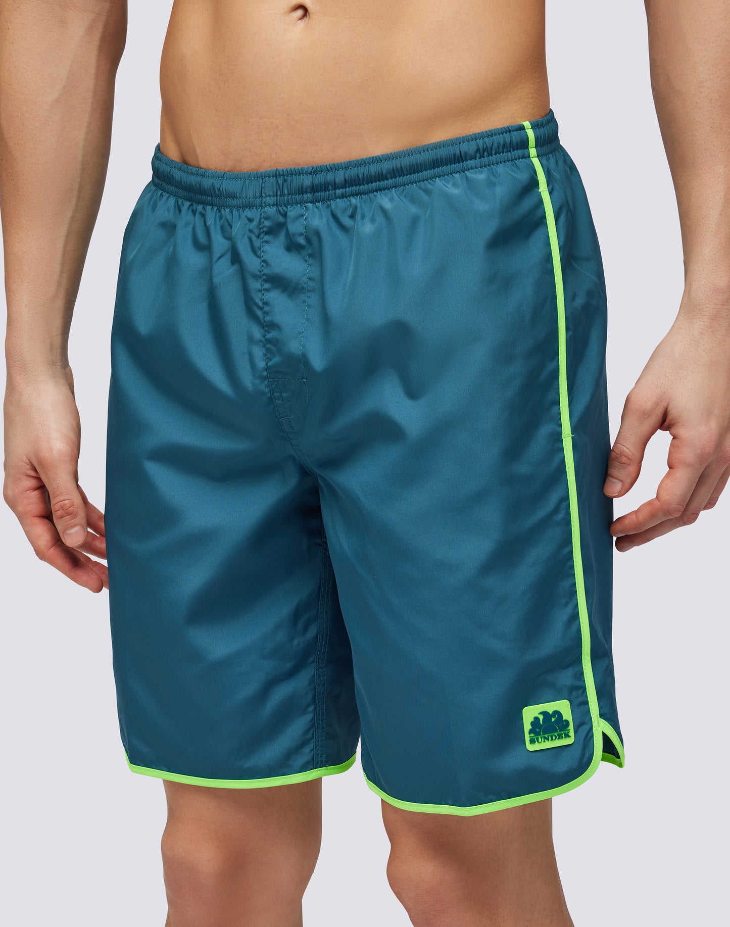 LIGHT POLY LONG SWIM SHORTS WITH AN ELASTICATED WAISTBAND