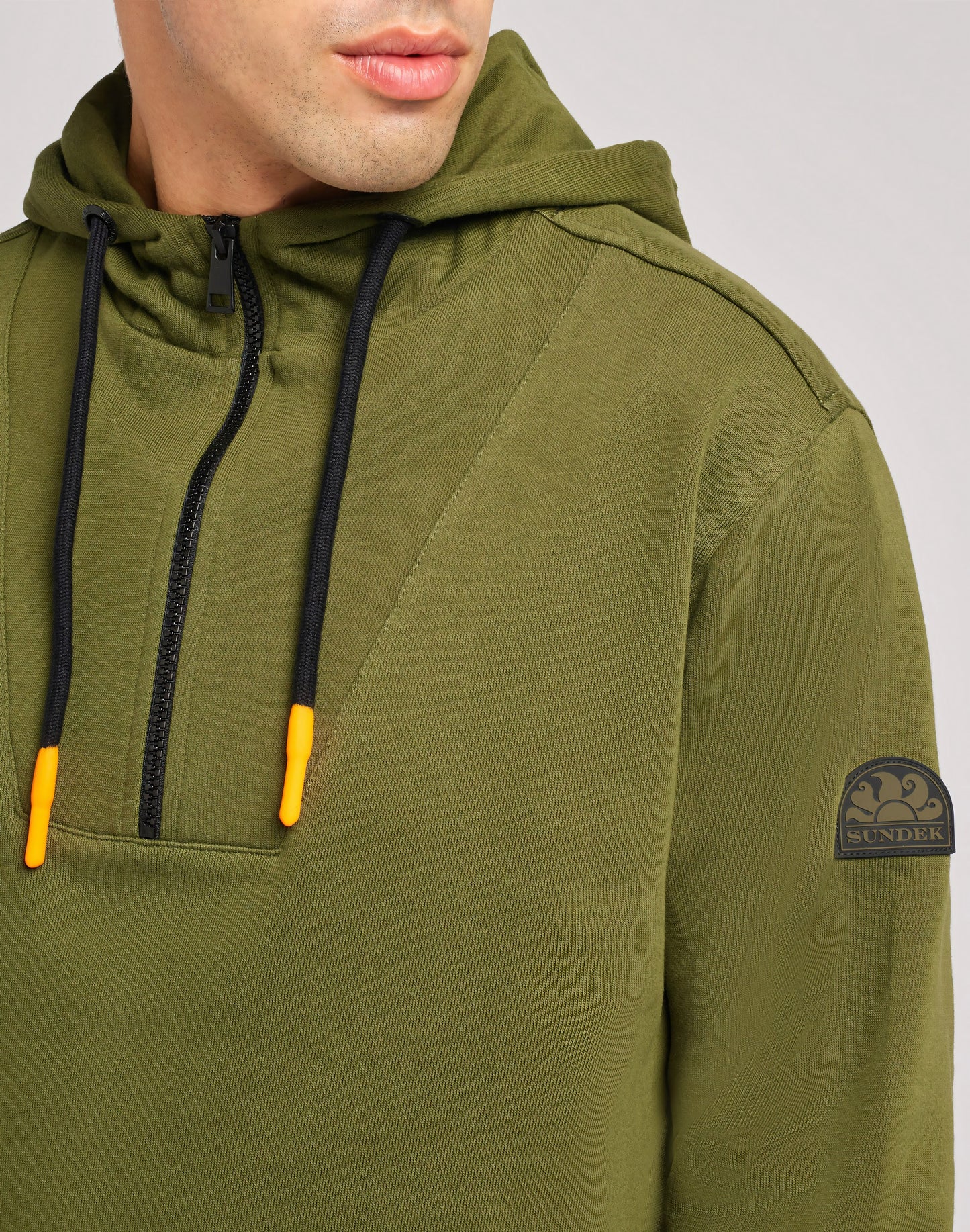 3/4 ZIPPER HOODED SWEATSHIRT