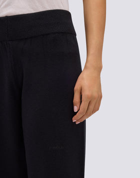 PANTALONES DE MUJER DE PUNTO CON LOGOTIPO BORDADO