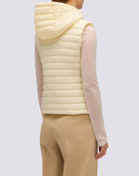 CHALECO DE MUJER CON CAPUCHA