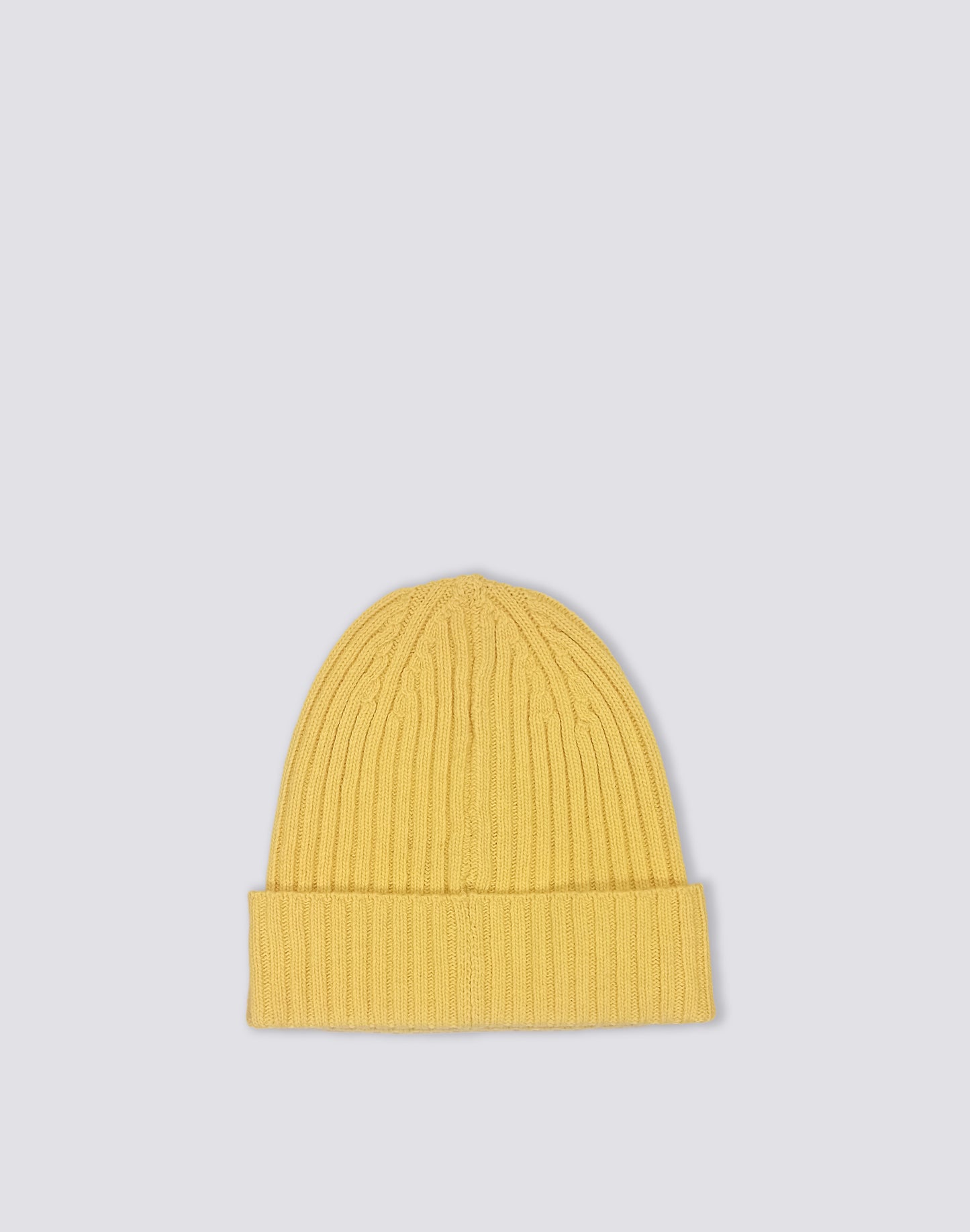 GORRO CON PARCHE ICÓNICO