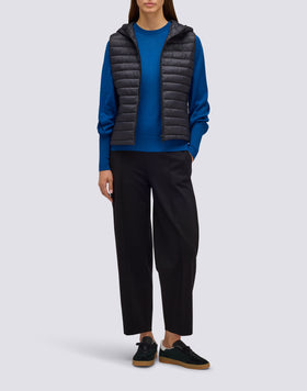 JERSEY DE LANA DE MUJER CON CUELLO REDONDO Y MANGA AJUSTADA