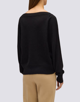 WOMEN'S BOAT NECK WOOL SWEATER