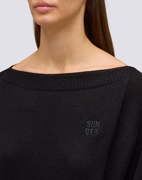 WOMEN'S BOAT NECK WOOL SWEATER