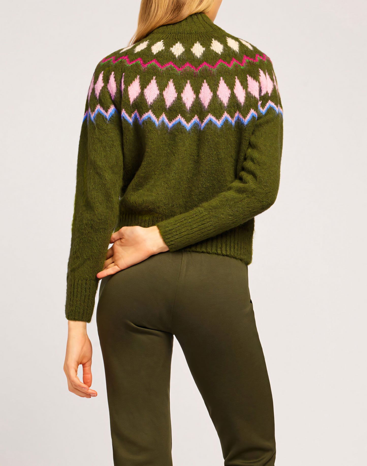 NORWEGIAN STYLE CASHMERE BLEND TURTLENECK JUMPER