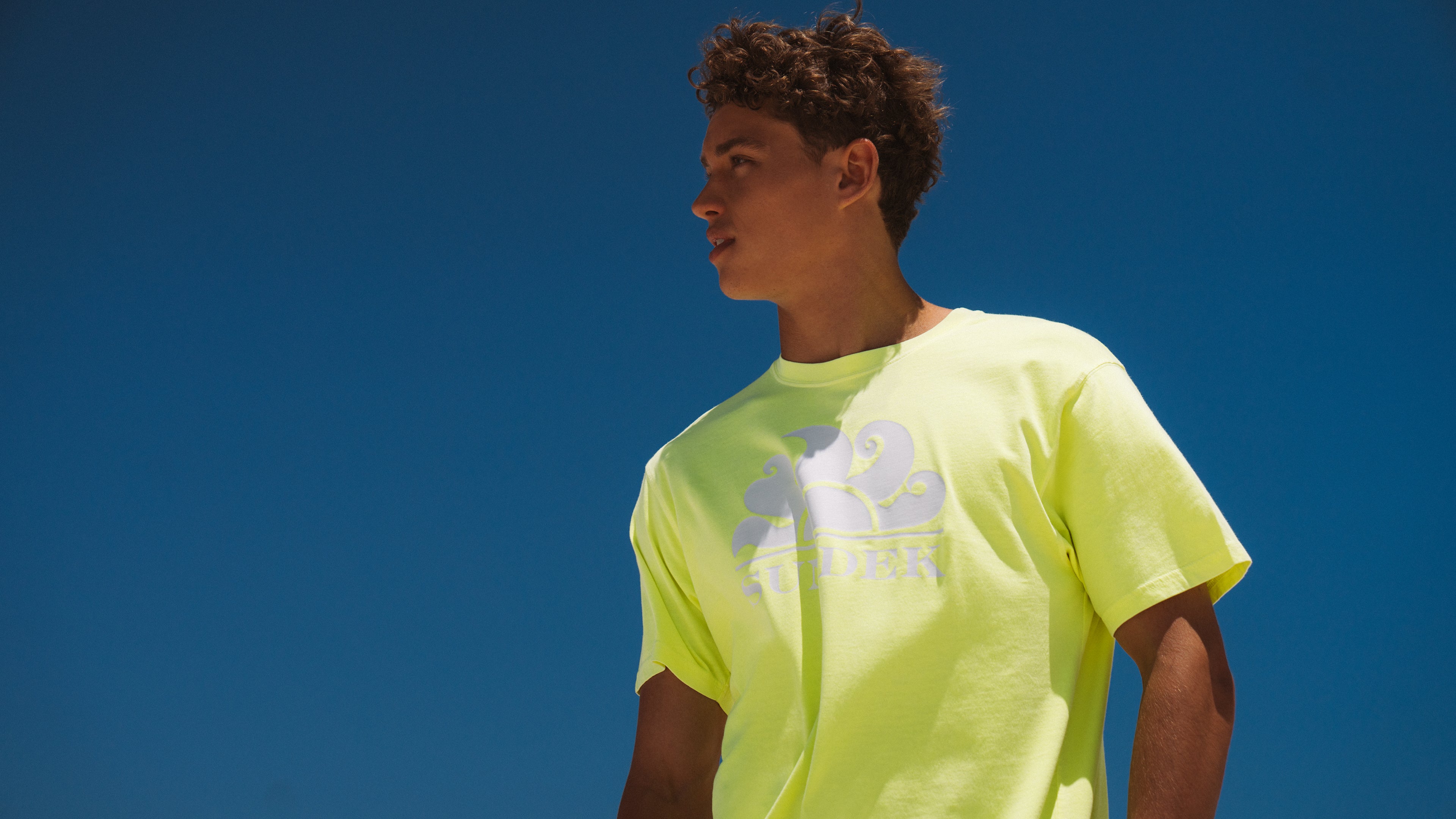 Sundek sito ufficiale: costumi e beachwear uomo e donna – SUNDEK